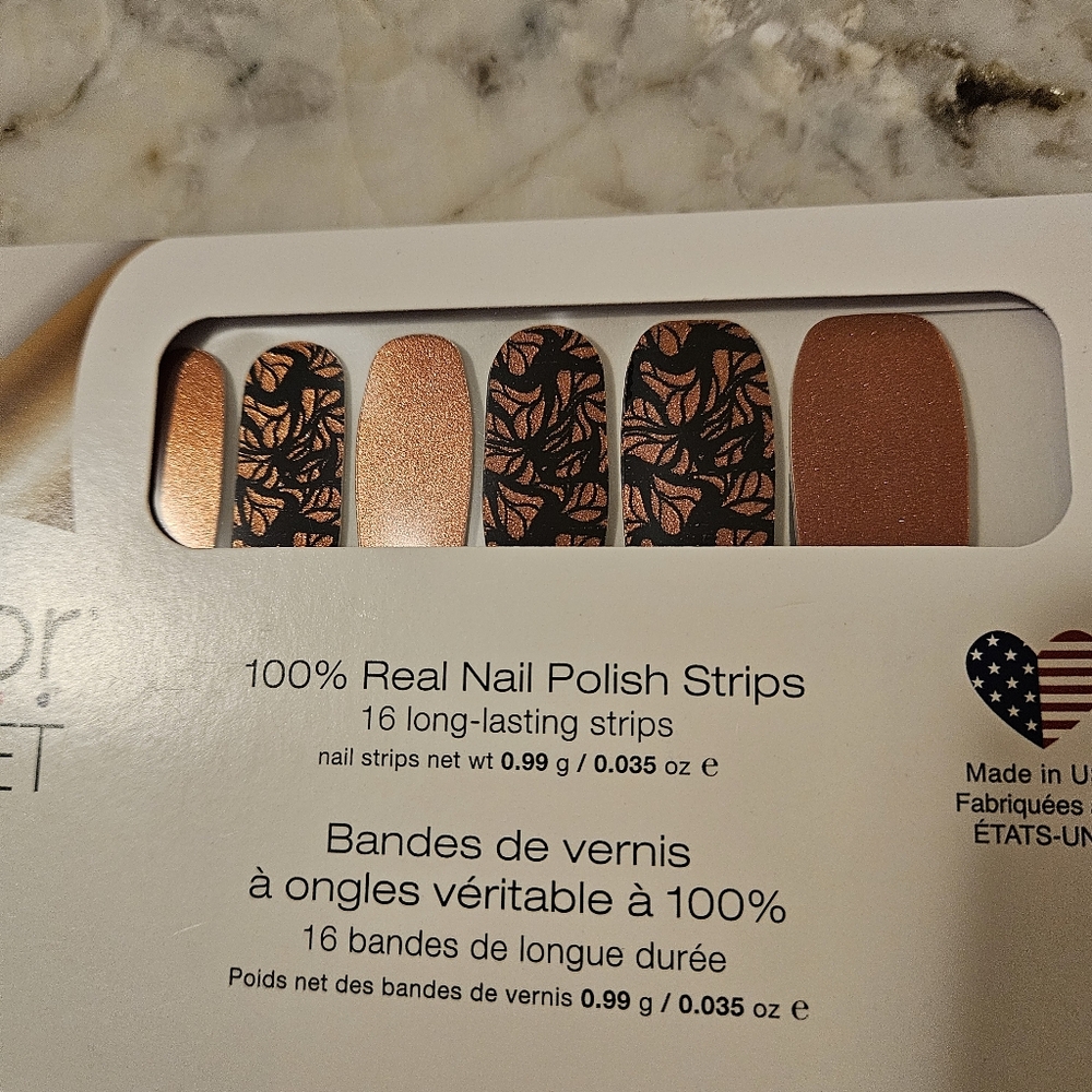 Color Street Copper and Black Nail Strips-Retired Wing It On - Picture 2 of 4